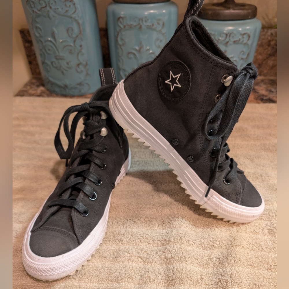 Converse Hiker Black Suede High-Top Sneakers. Women's Size 5.5.